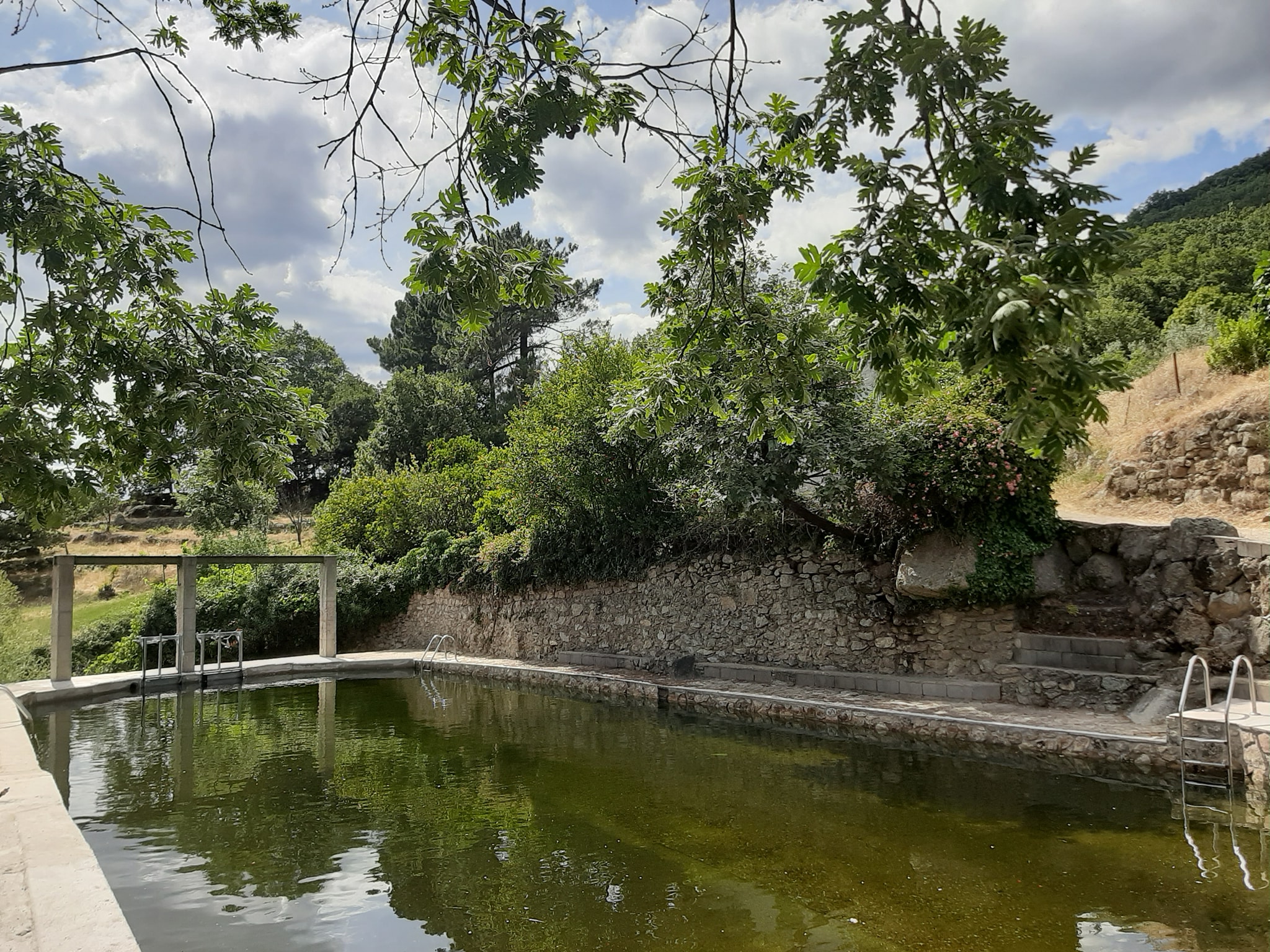 Cheles, Marvão, Portagem, La Codosera, Monsaraz, Valverde del Fresno, Gata, Sierra de Gata, Monte Junto, Alandroal, Penha Garcia, Idanha-a-Nova, Mértola, Alentejo, Extremadura, turismo, turismo fluvial, verano