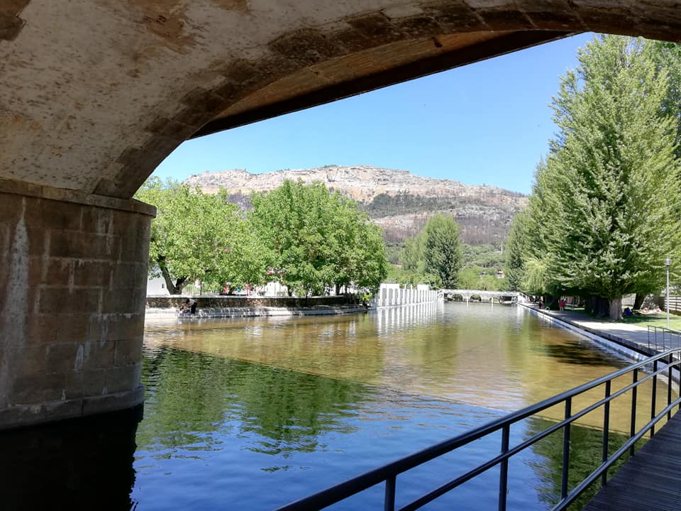 La piscina natural de Portagem, un mirador fluvial