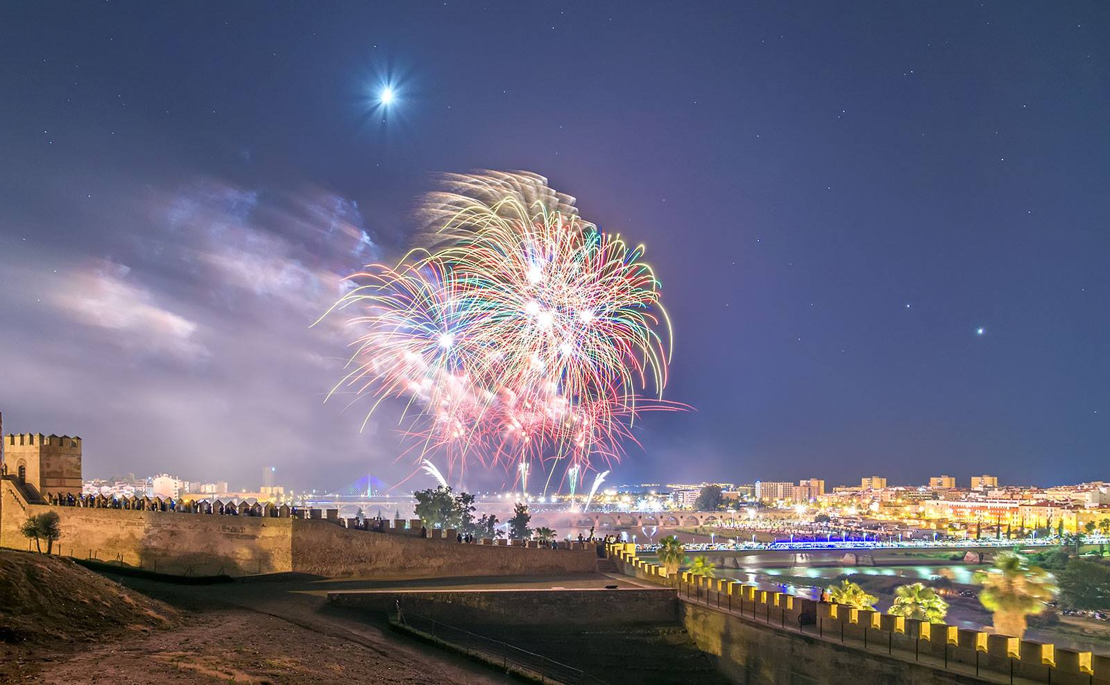 fuegos artificiales badajoz