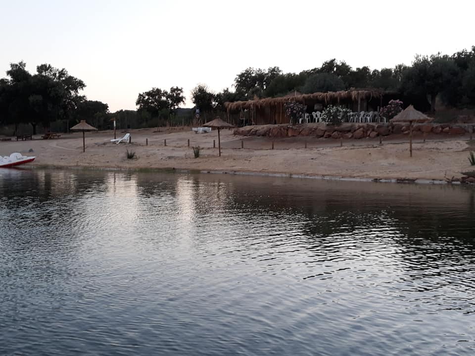 Cheles, Marvão, Portagem, La Codosera, Monsaraz, Valverde del Fresno, Gata, Sierra de Gata, Monte Junto, Alandroal, Penha Garcia, Idanha-a-Nova, Mértola, Alentejo, Extremadura, turismo, turismo fluvial, verano