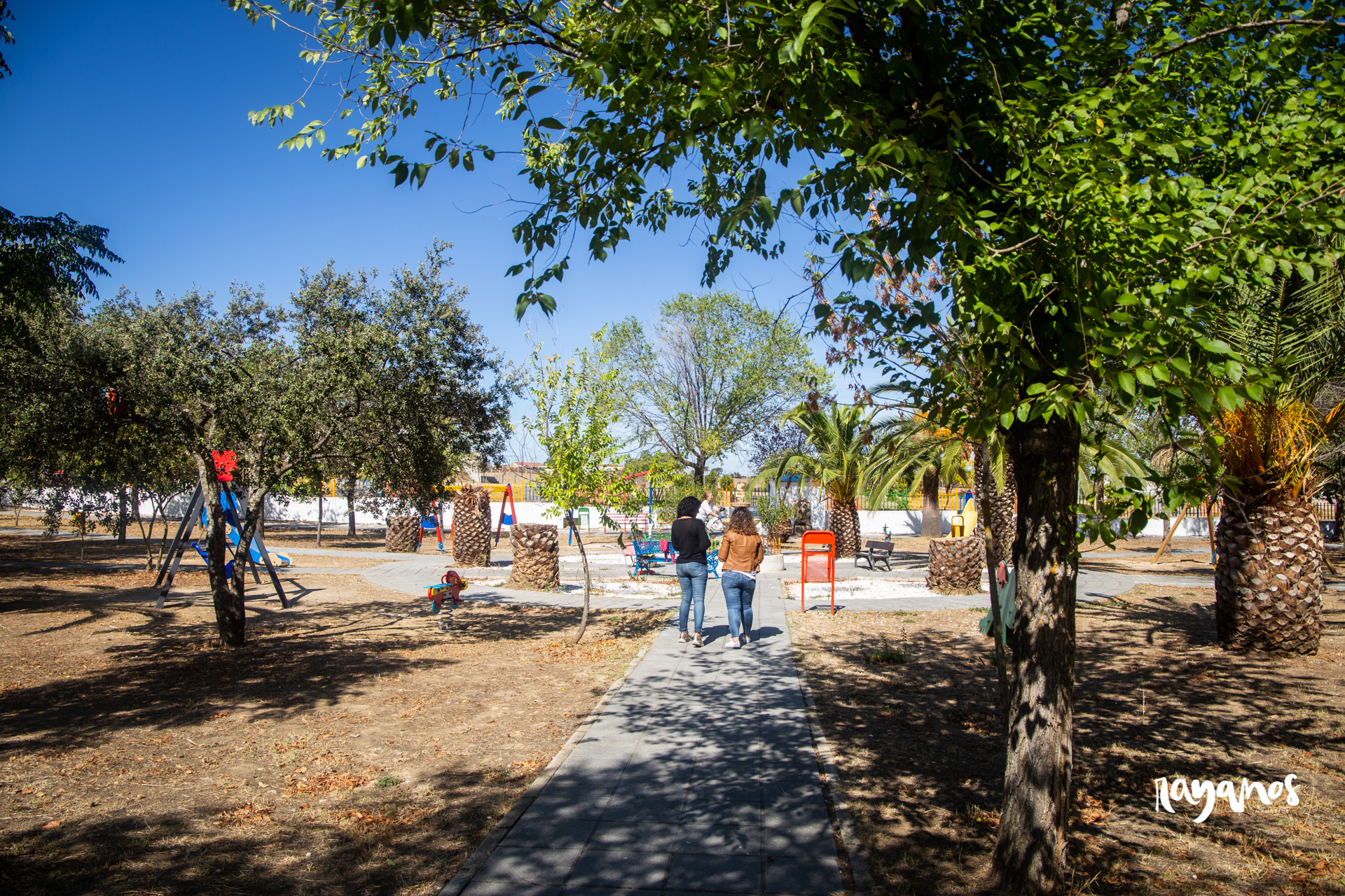 Cien días después, Agustina Grande, Carbajo, Extremadura