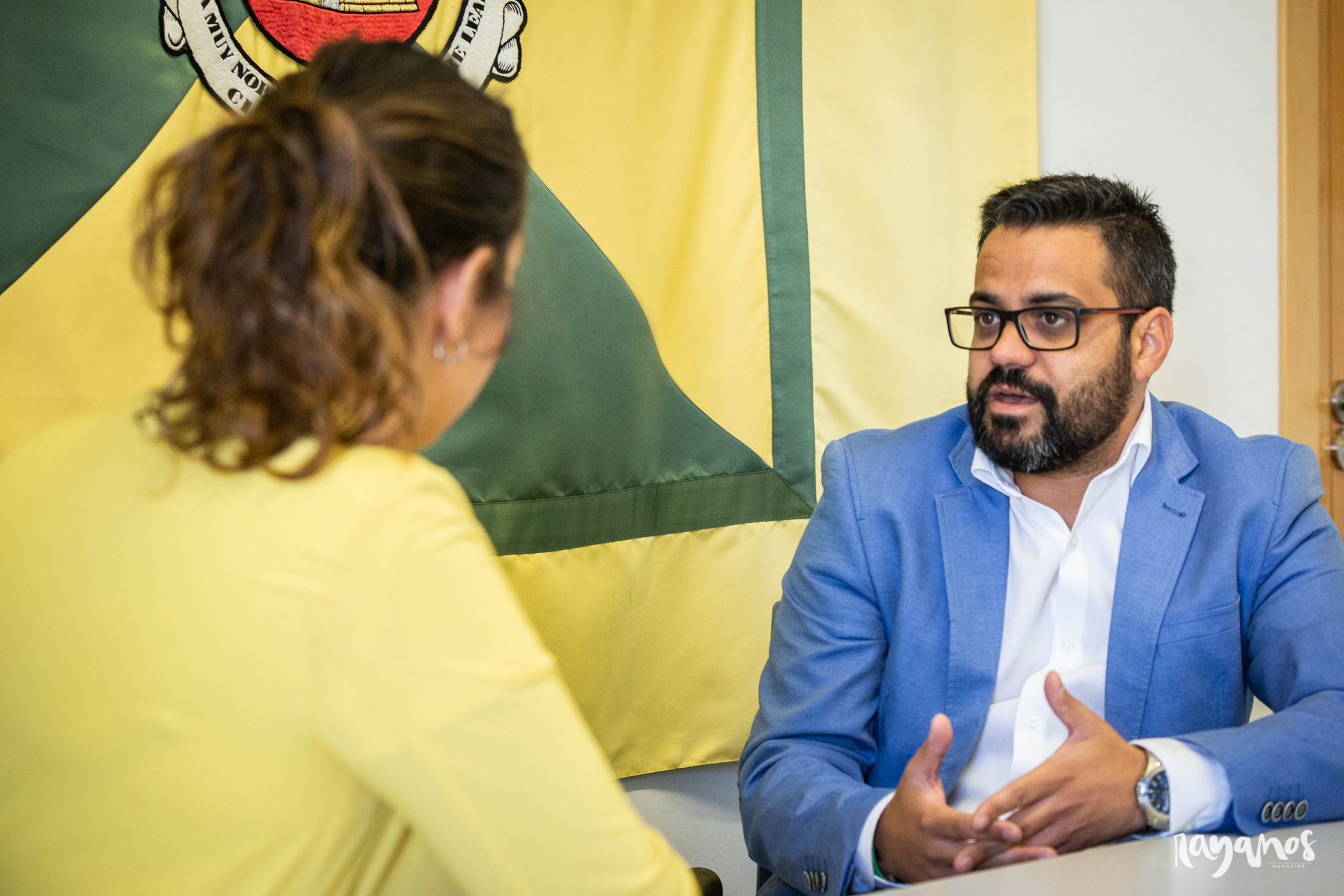 Cien días después, Manuel J González Andrade, Olivenza, política, Extremadura