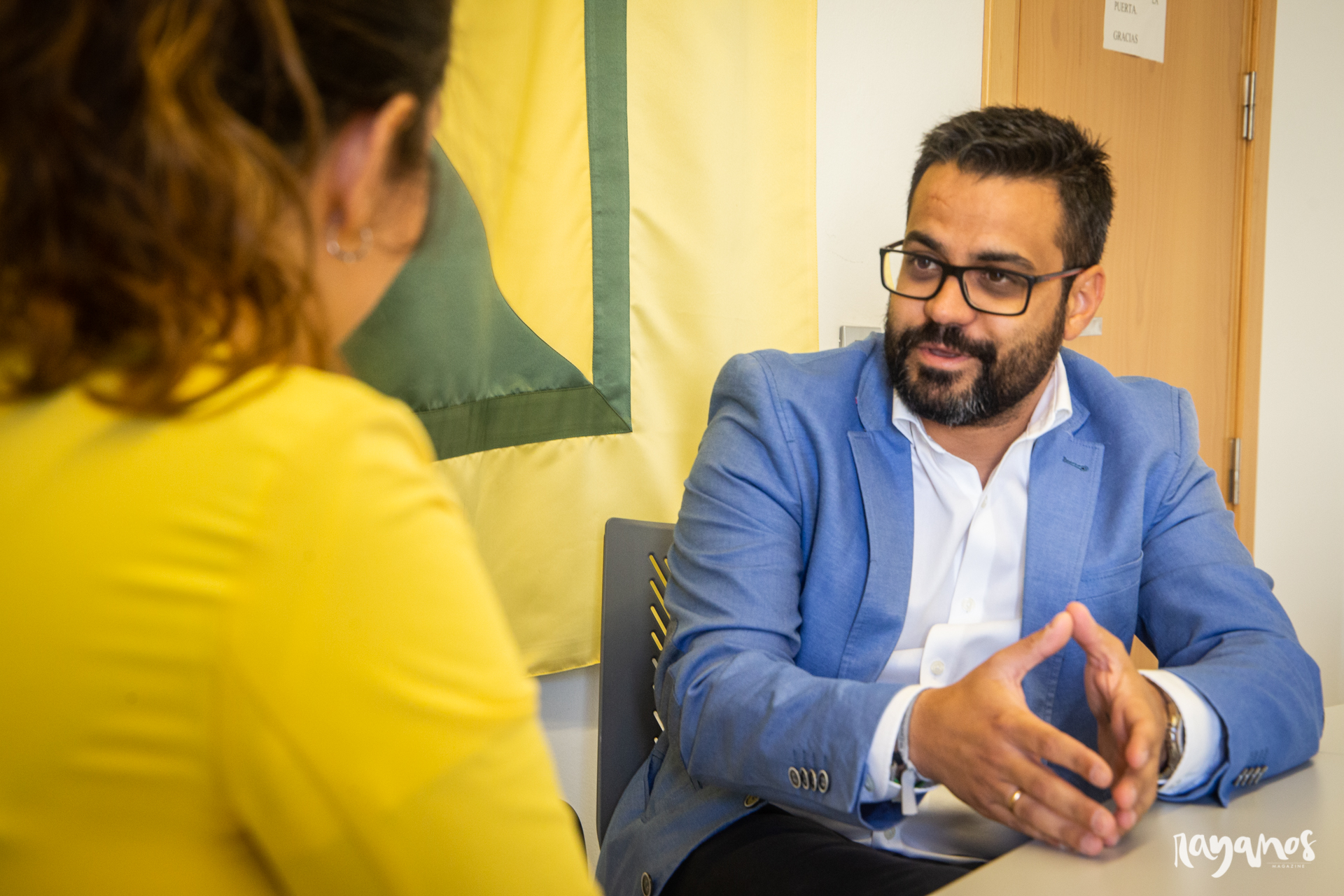 Cien días después, Manuel J González Andrade, Olivenza, política, Extremadura