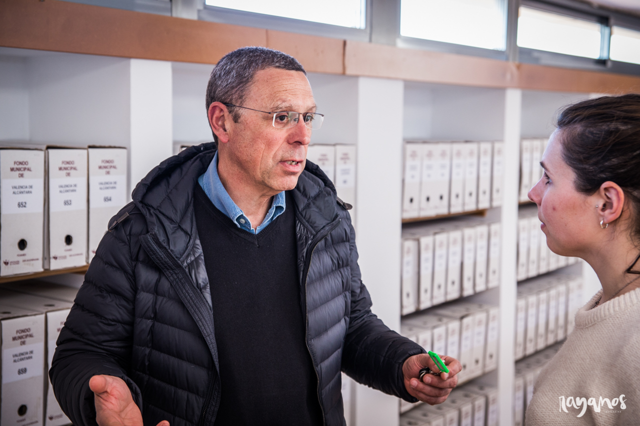 Archivo histórico, Valencia de Alcántara, libros, cultura, Extremadura